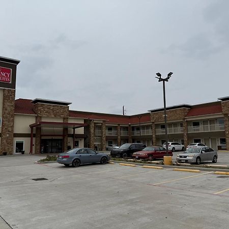 Regency Inn & Suites Humble Fm1960 - Iah Airport Bagian luar foto