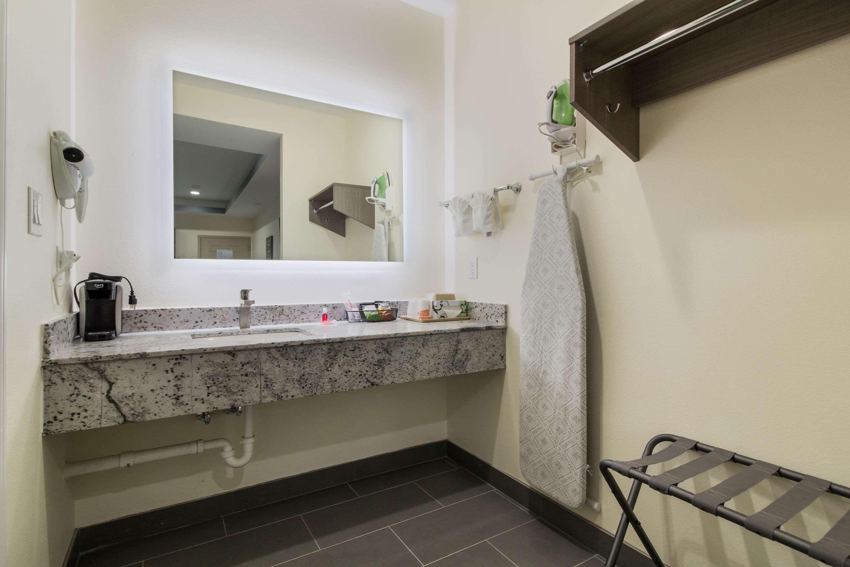 Regency Inn & Suites Humble Fm1960 - Iah Airport Bagian luar foto