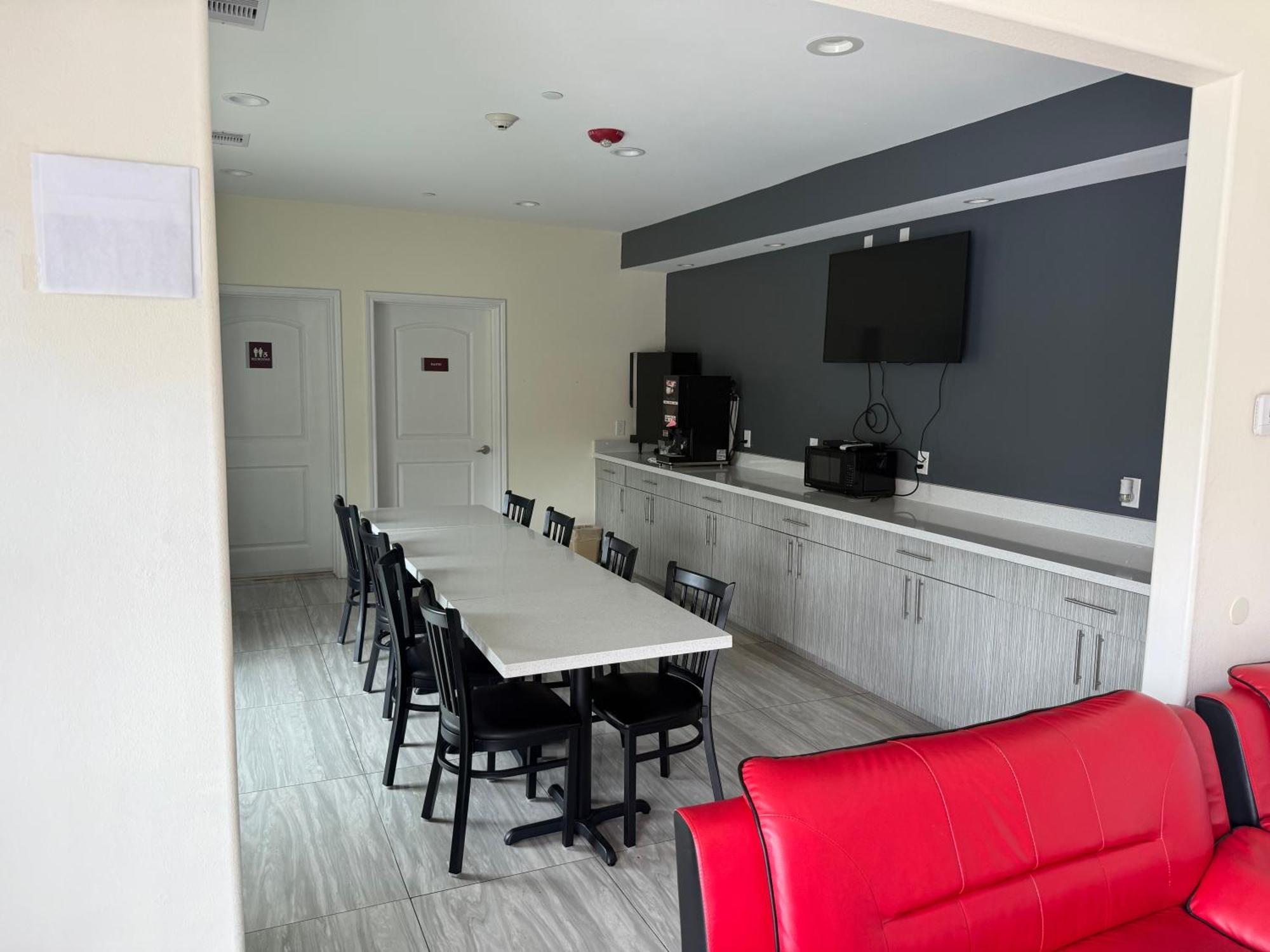 Regency Inn & Suites Humble Fm1960 - Iah Airport Bagian luar foto